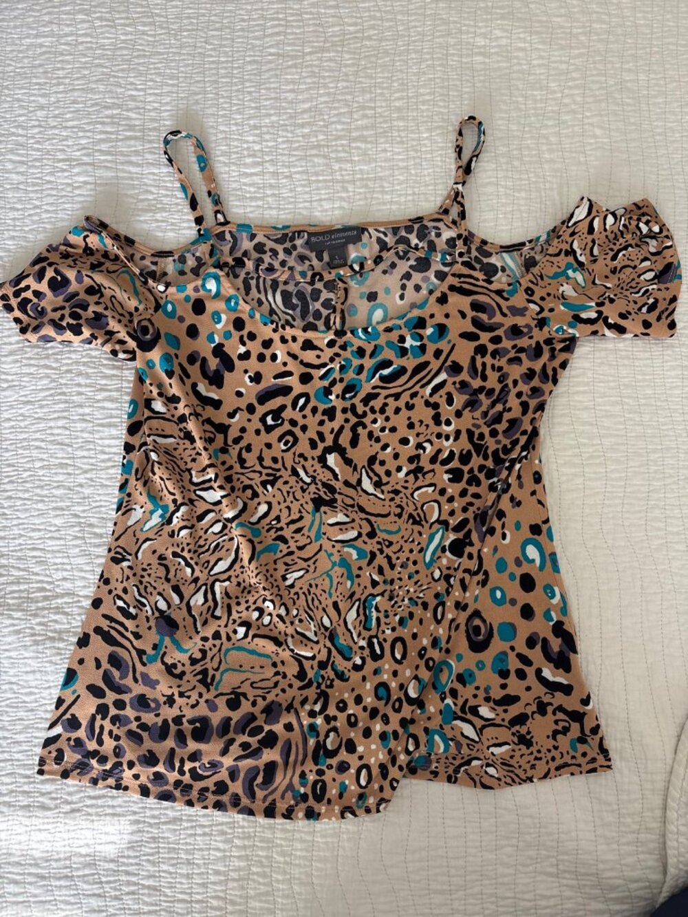 BOLD Elements Leopard Cold-Shoulder Top — Women's L - Picture 1 of 1